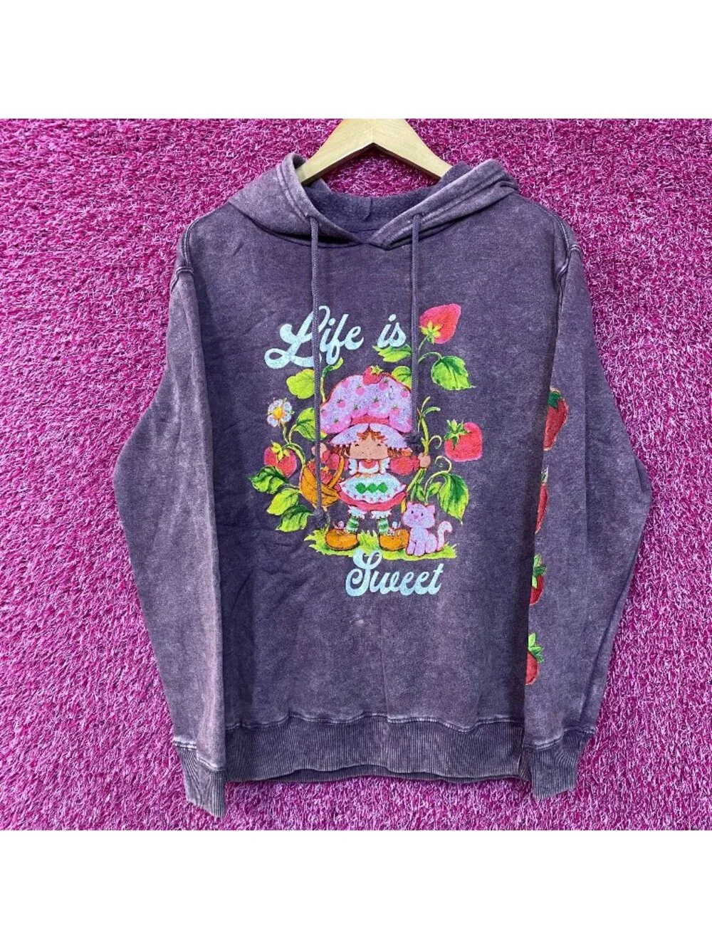 Strawberry Shortcake Life is Sweet Hoodie Medium - Picture 1 of 4